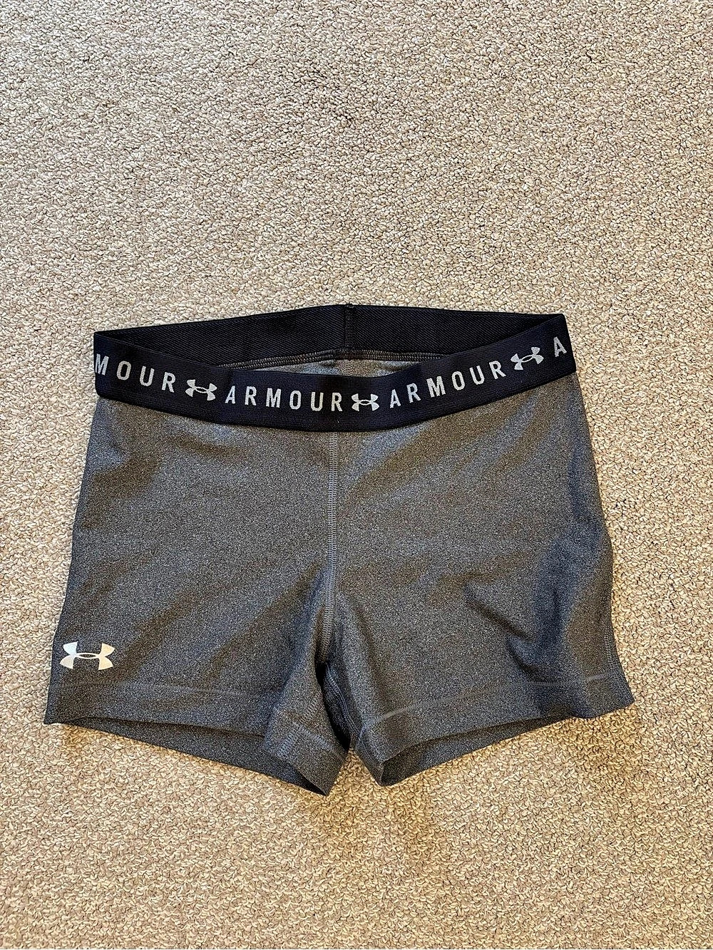 Under Armour HeatGear Shorty 3" Compression Shorts Gray & Black Bike Shorts